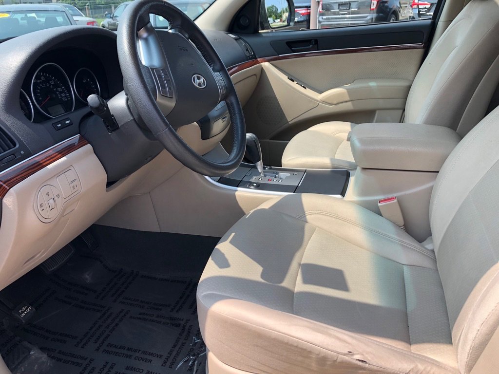 Used 2009 Hyundai Veracruz GLS w/ Preferred Pkg 2 image 9