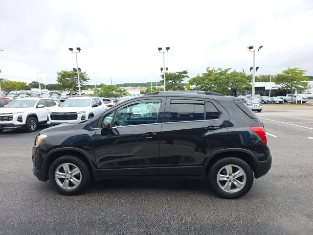 Used 2016 Chevrolet Trax LT w/ LT Sun and Sound Package AWD/4WD image 5