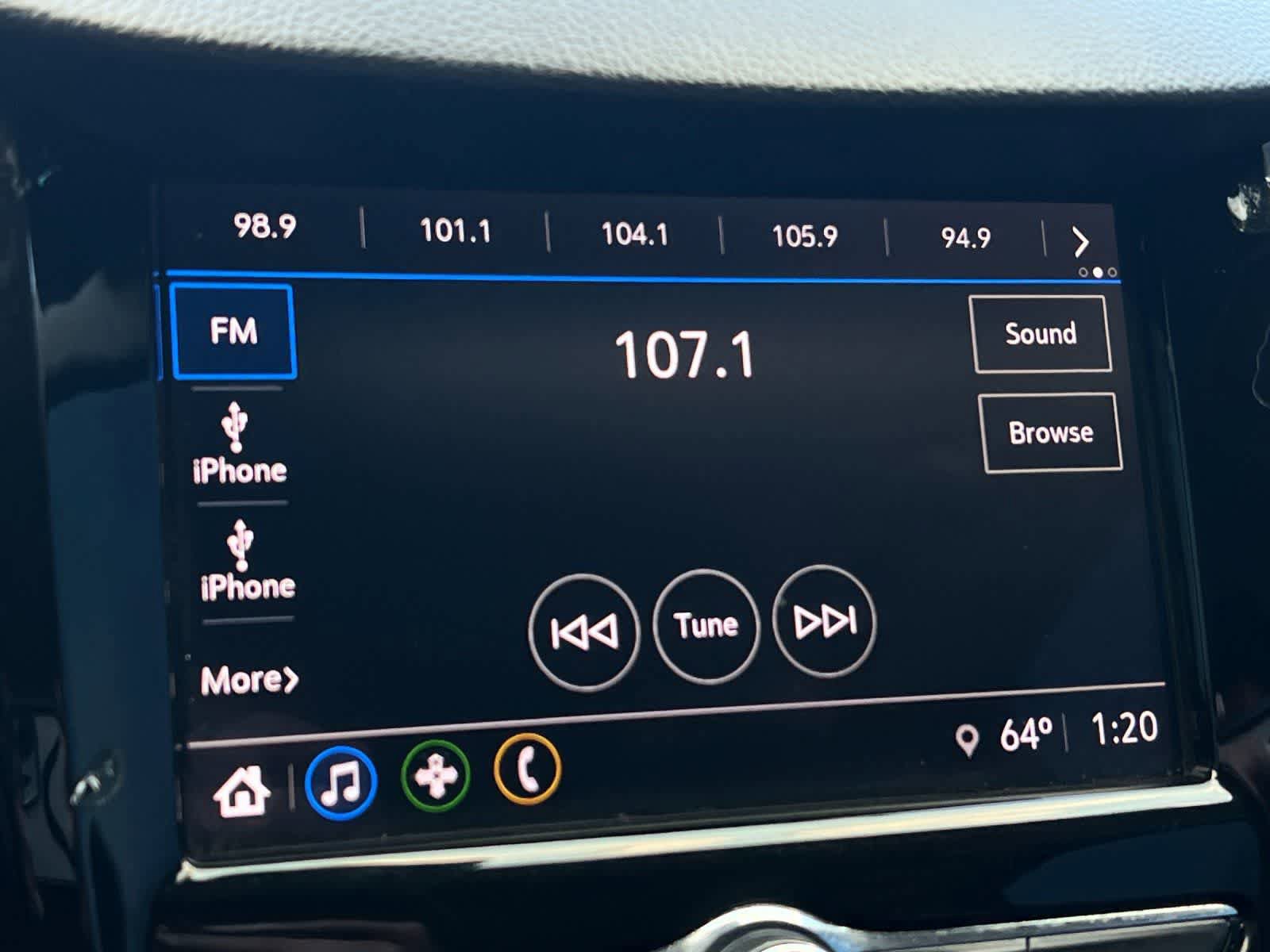 Used 2018 Chevrolet Trax LS FWD image 19
