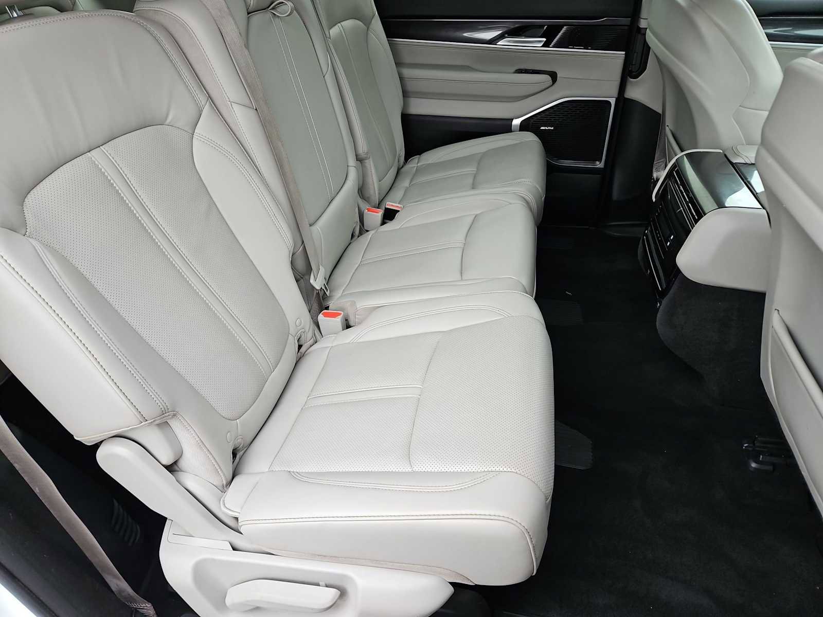 Used 2022 Jeep Wagoneer Series I image 20