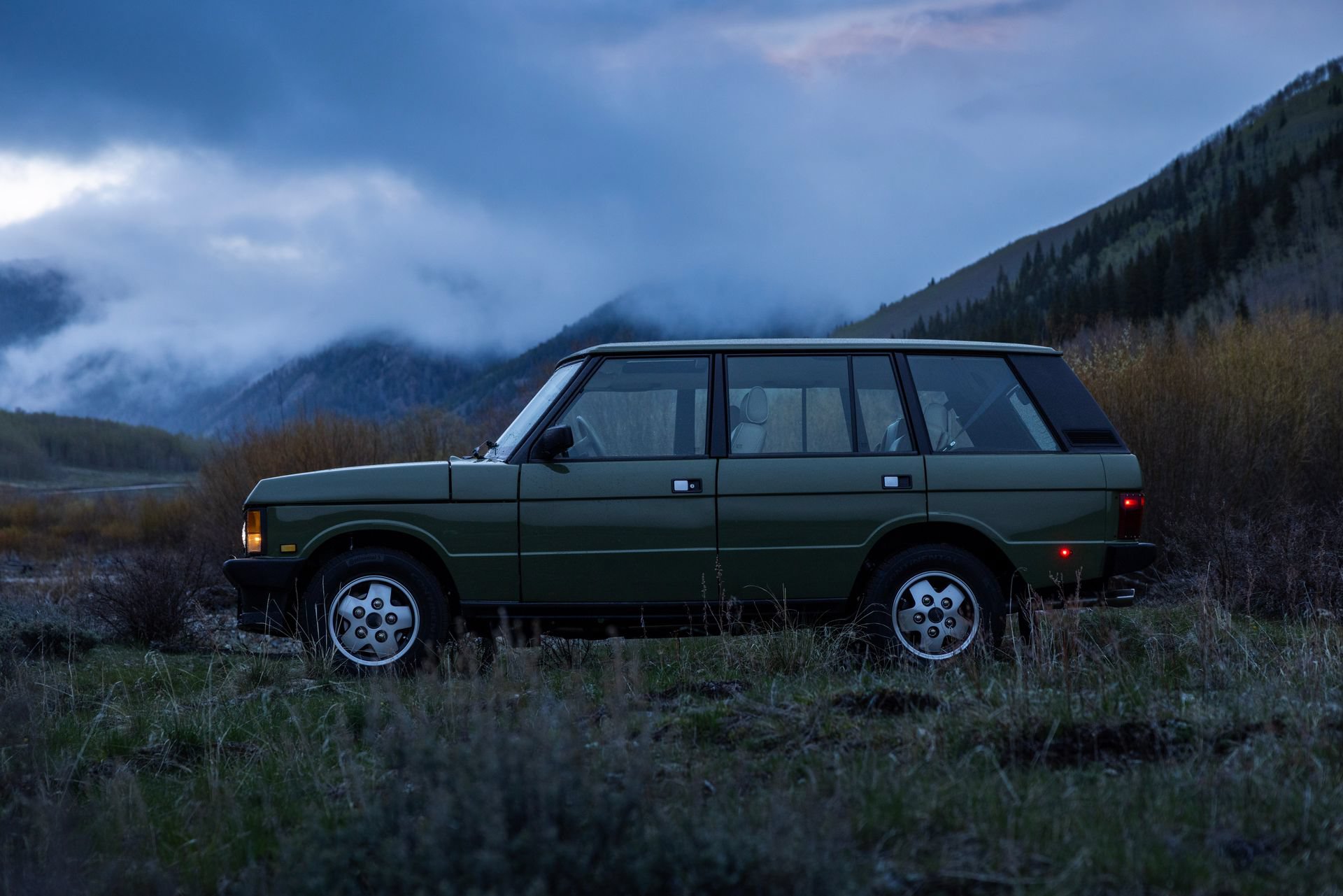 Used 1995 Land Rover Range Rover County AWD/4WD image 2