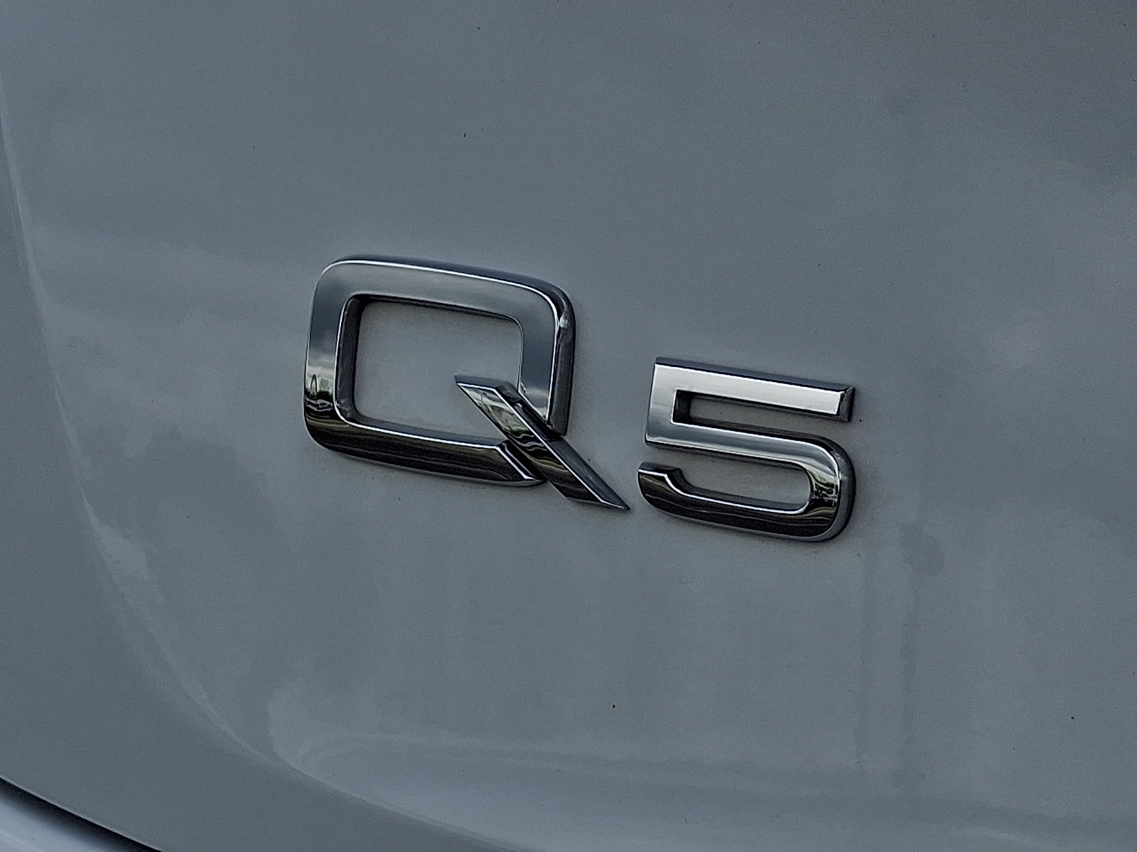Used 2023 Audi Q5 2.0T Premium w/ Convenience Package AWD/4WD image 28