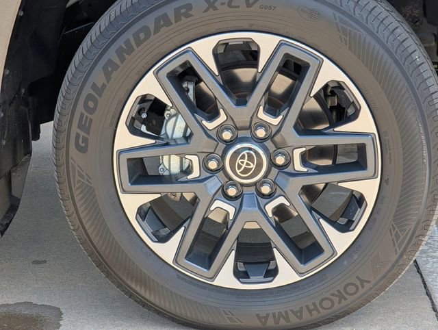 Used 2024 Toyota Tundra Limited AWD/4WD image 13
