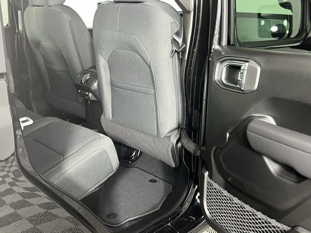 New 2025 Jeep Gladiator Sport image 25