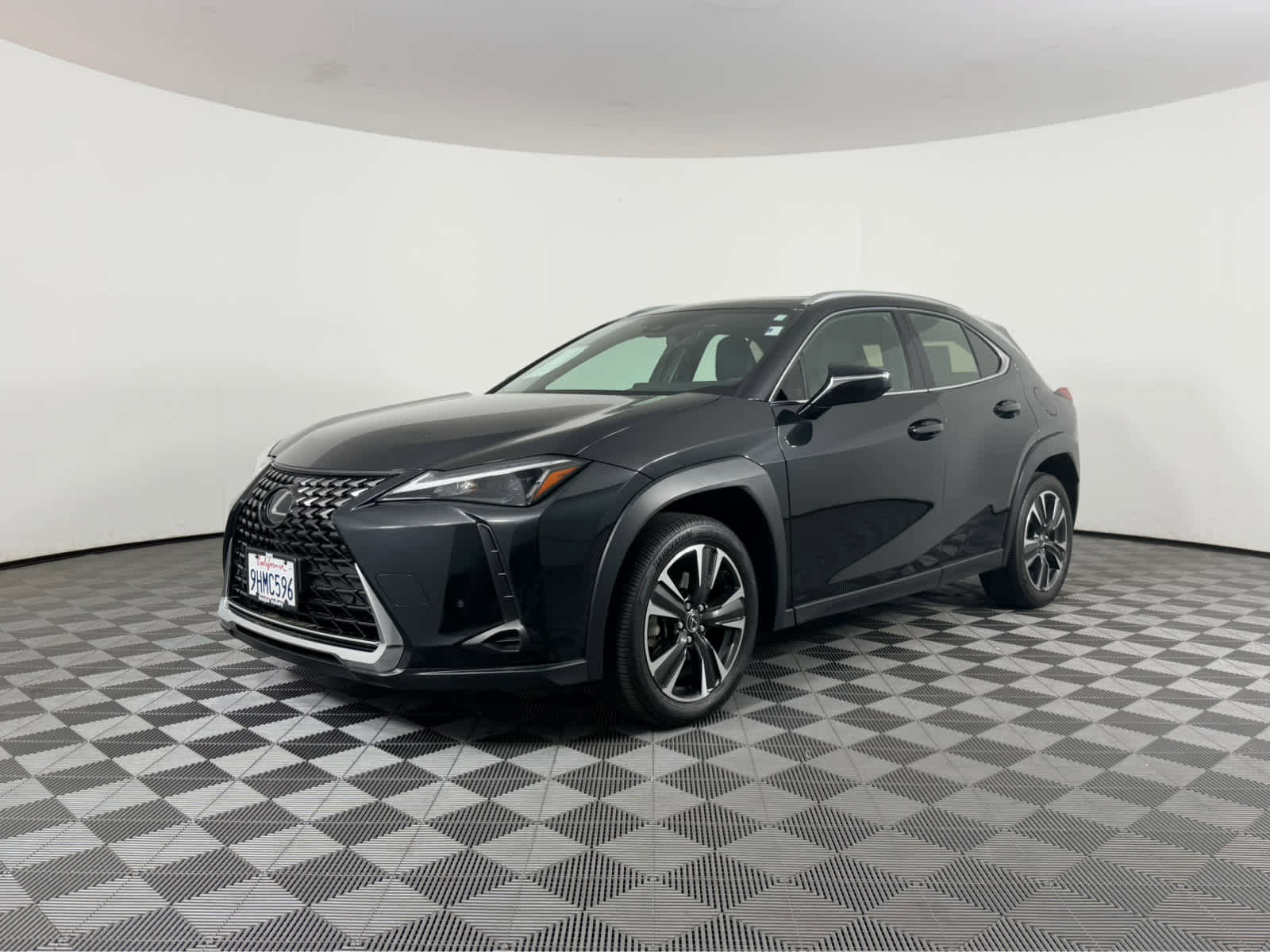 Used 2024 Lexus UX 250h FWD image 8