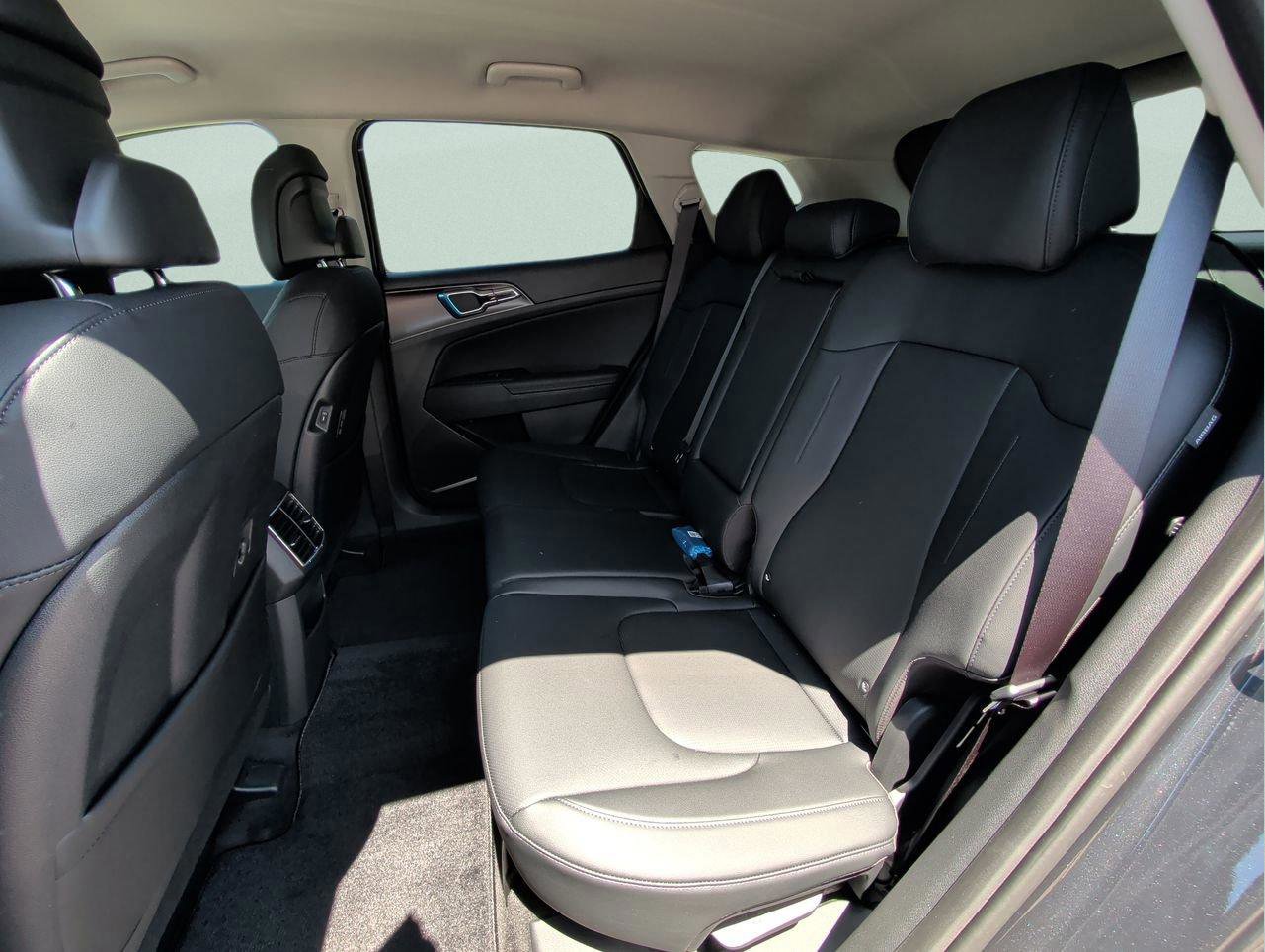 New 2026 Kia Sportage EX FWD image 20