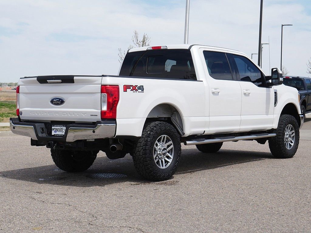 Used 2017 Ford F250 Lariat w/ Lariat Value Package AWD/4WD image 6