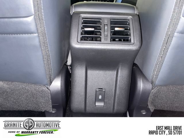 Used 2022 Mitsubishi Outlander SEL AWD/4WD image 26