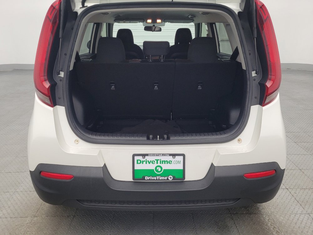 Used 2021 Kia Soul LX image 29