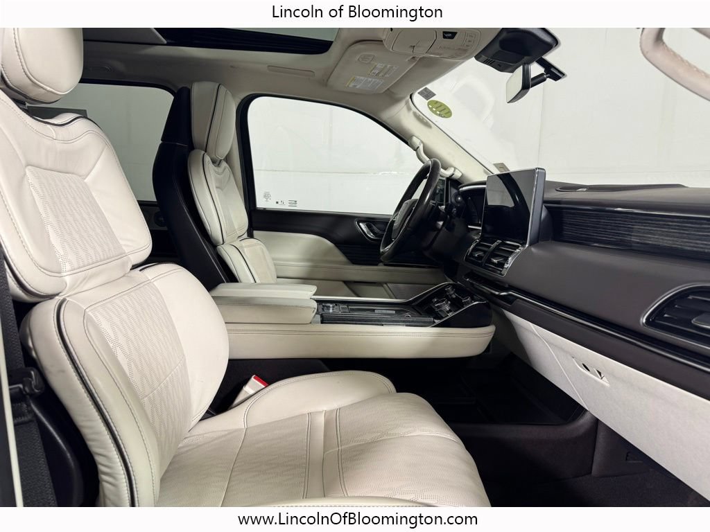 Certified 2023 Lincoln Navigator Black Label AWD/4WD image 19