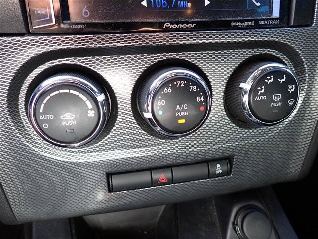 Used 2013 Dodge Challenger R/T RWD image 14