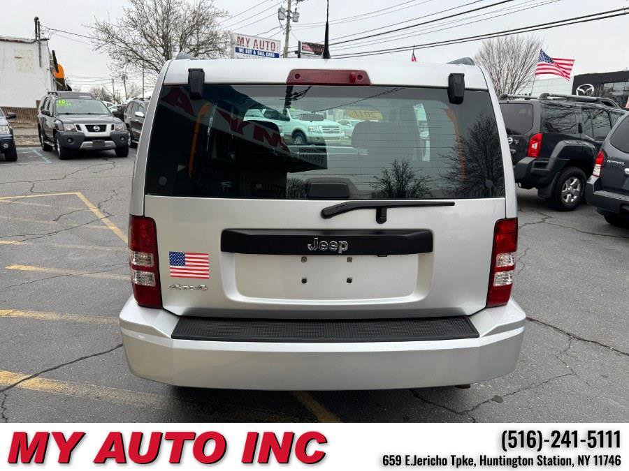 Used 2011 Jeep Liberty Sport image 5