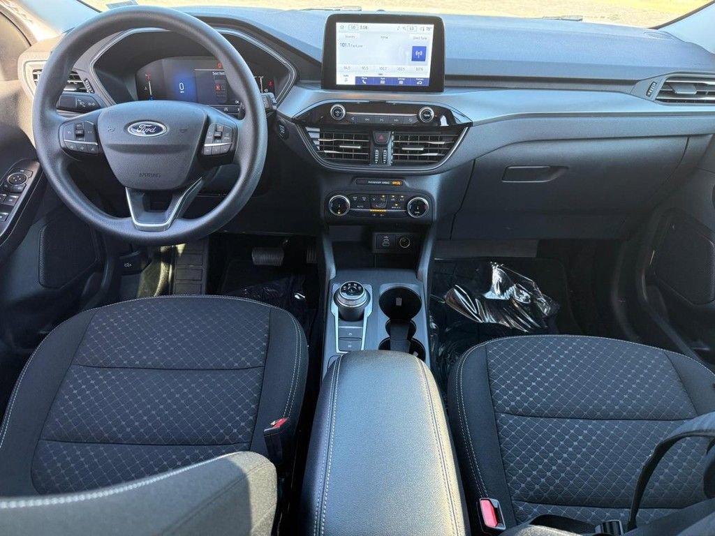 Used 2025 Ford Escape Active FWD image 11