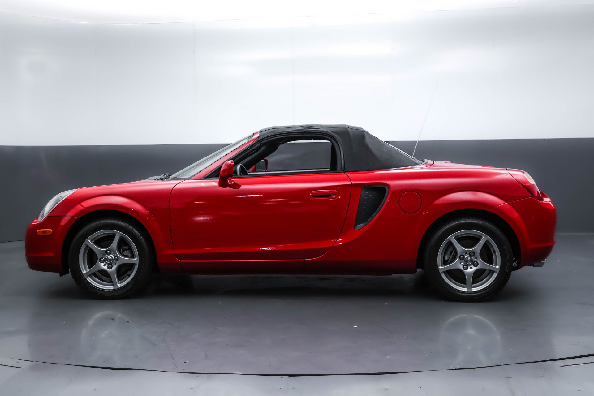 Used 2001 Toyota MR2 image 27