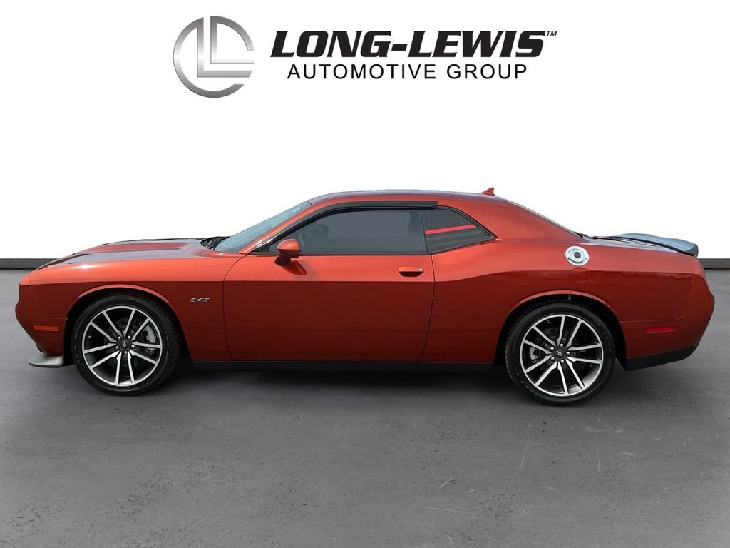 Used 2023 Dodge Challenger R/T RWD image 2