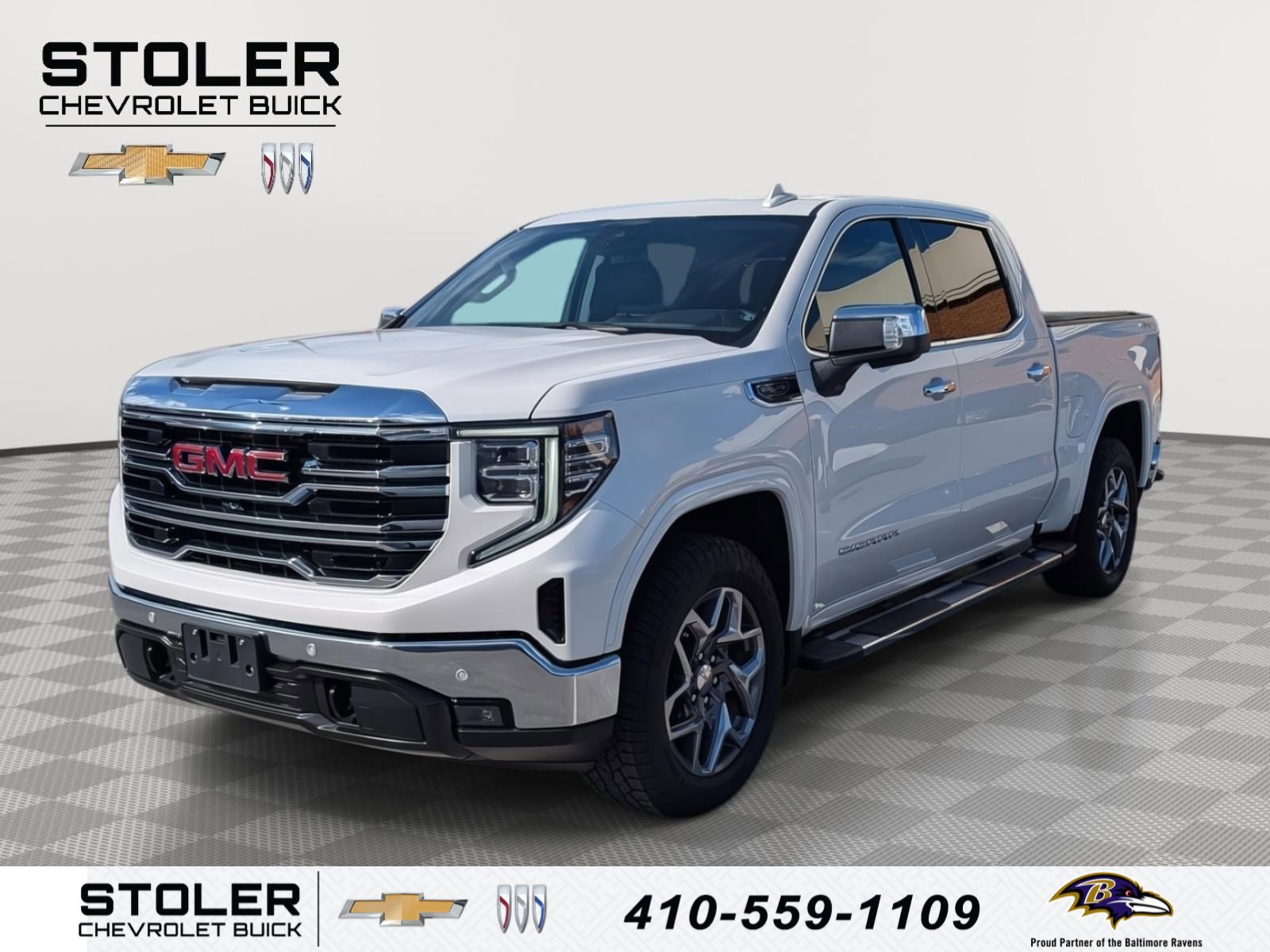 Used 2024 GMC Sierra 1500 SLT w/ SLT Premium Plus Package image 1