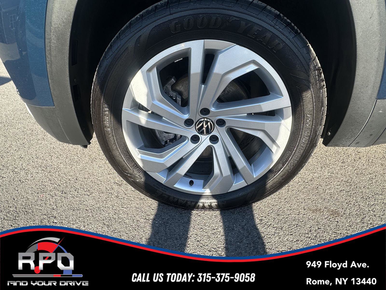 Used 2022 Volkswagen Atlas SE image 33