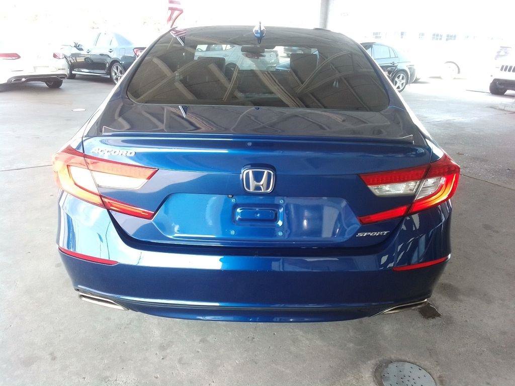 Used 2018 Honda Accord Sport image 6
