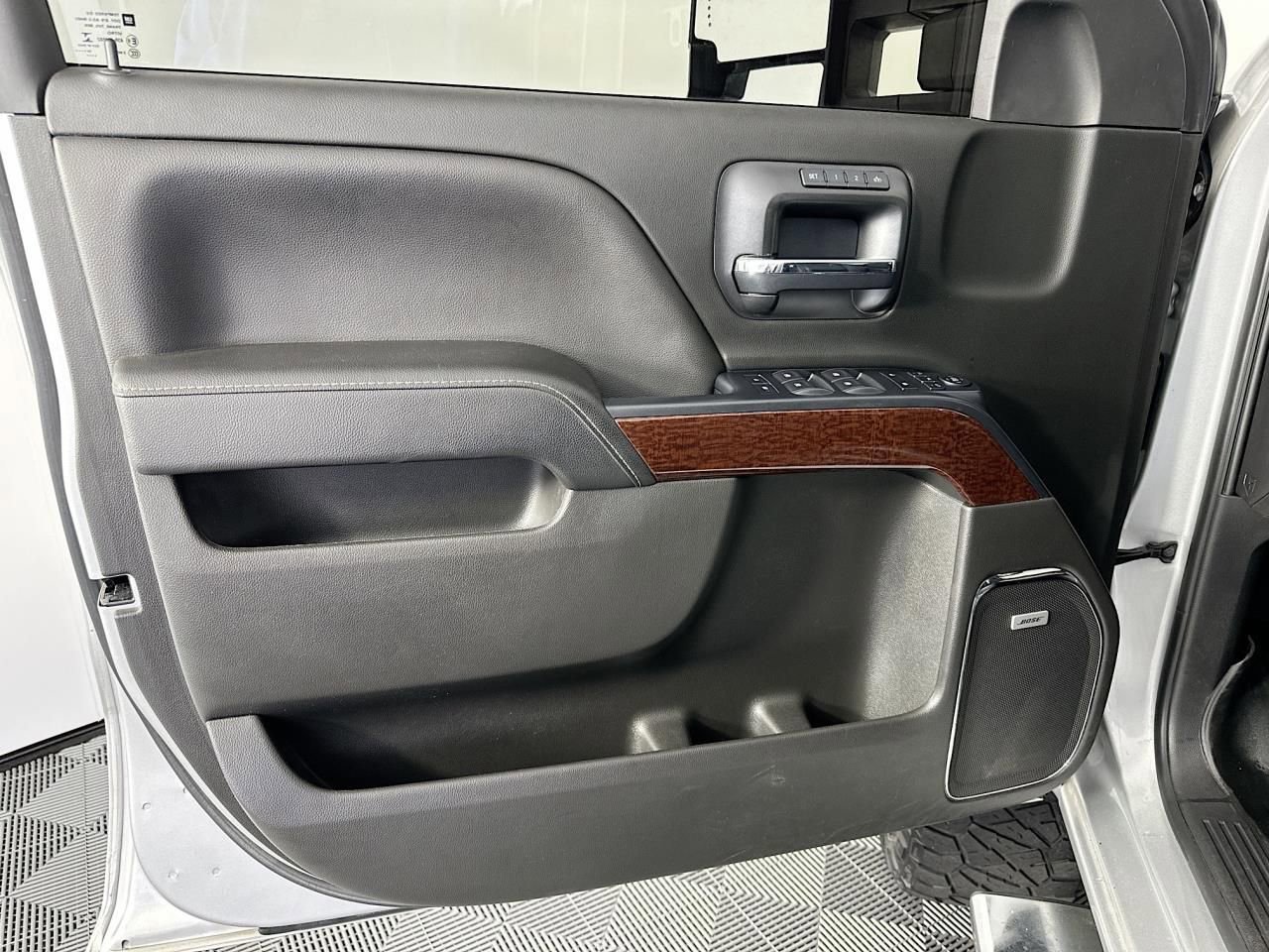 Used 2018 GMC Sierra 1500 SLT w/ SLT Premium Package AWD/4WD image 20