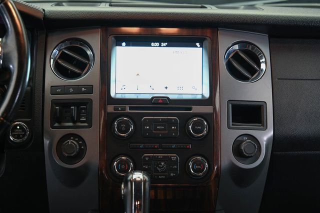 Used 2017 Ford Expedition Max Platinum image 23