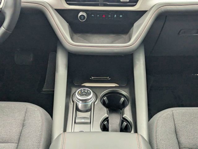Used 2025 Ford Explorer Active image 18