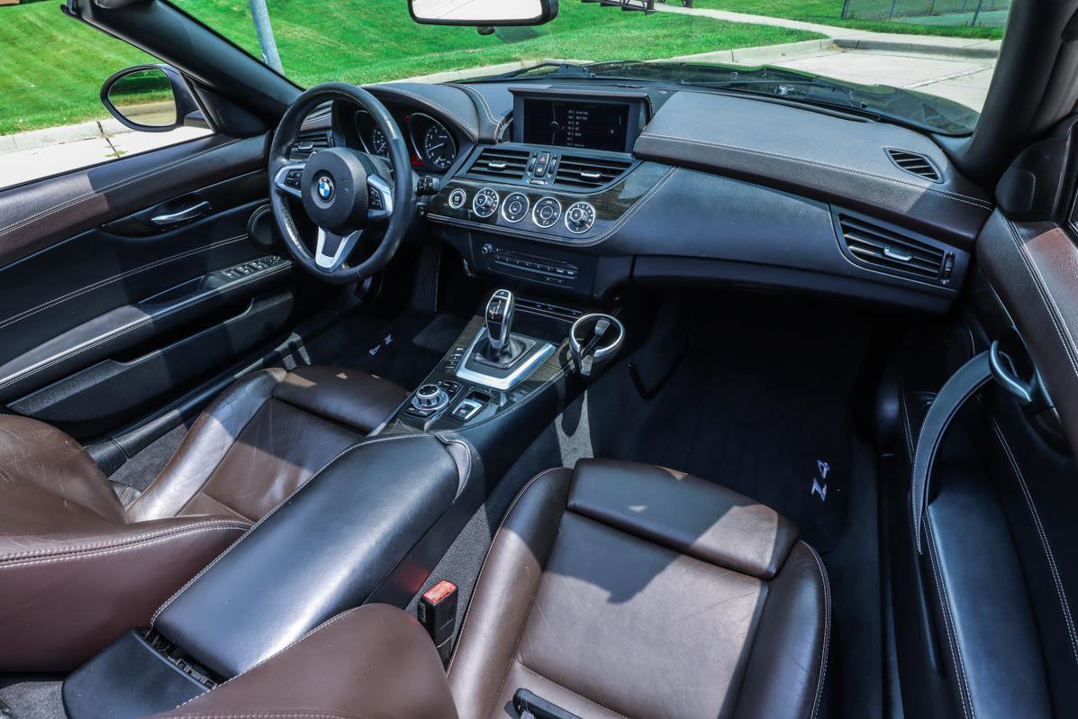 Used 2012 BMW Z4 sDrive35i image 31