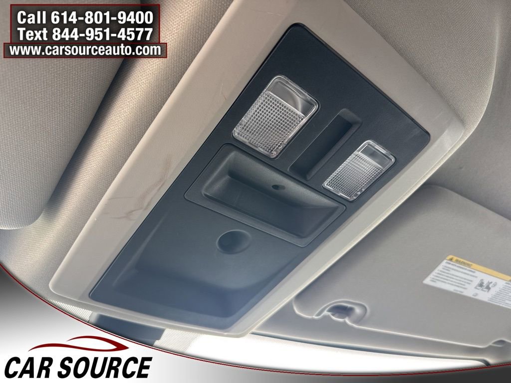 Used 2023 RAM 1500 Classic SLT AWD/4WD image 20