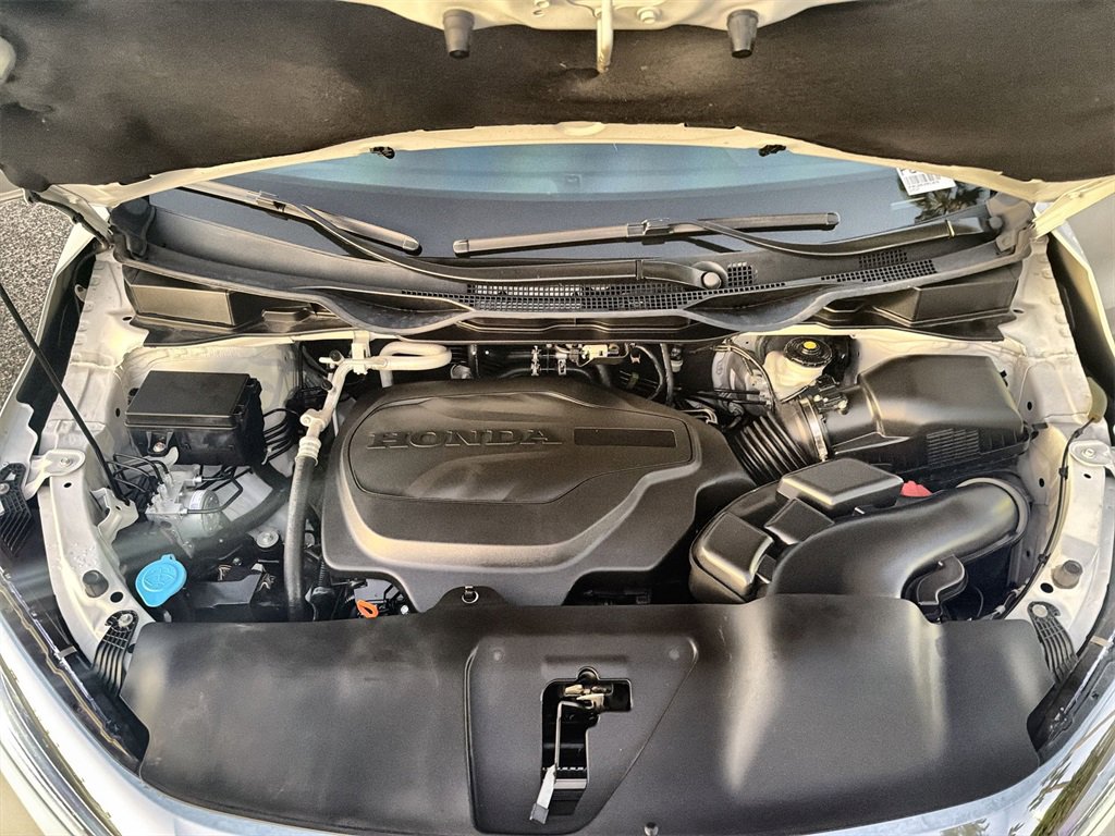 Used 2023 Honda Odyssey Elite image 18
