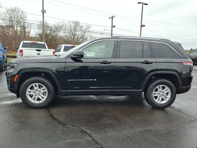 Certified 2023 Jeep Grand Cherokee Laredo AWD/4WD image 6