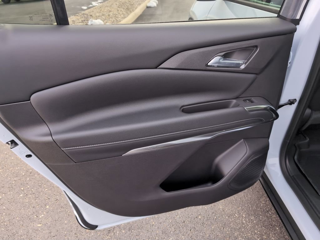 New 2026 Chevrolet Traverse LT w/ Sun and Wheel Package image 10