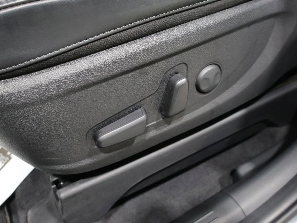 Used 2025 Kia Telluride S image 12