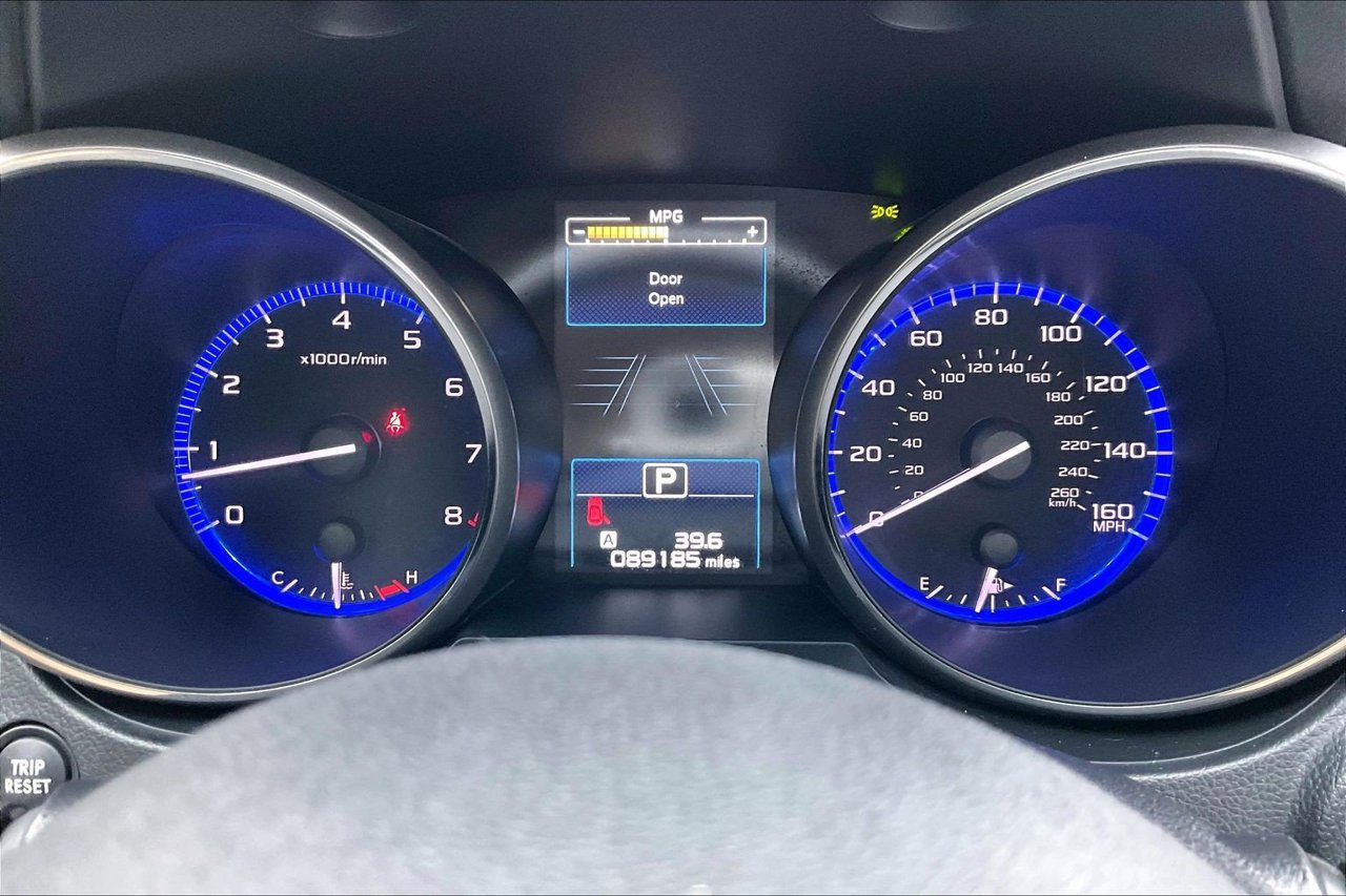 Used 2018 Subaru Outback 3.6R Limited AWD/4WD image 9