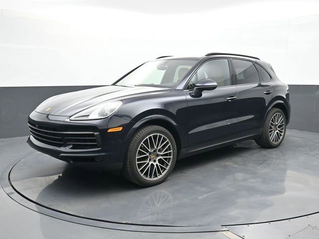 Certified 2023 Porsche Cayenne Platinum Edition image 1