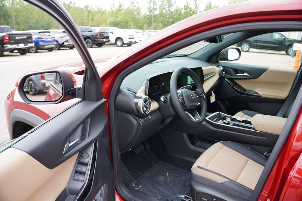 New 2026 Chevrolet Equinox ACTIV w/ Safety and Technology Package AWD/4WD image 10