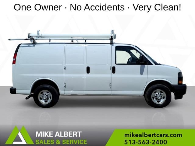 Used 2021 Chevrolet Express 3500 w/ Driver Convenience Package RWD image 8