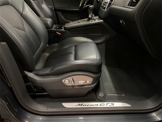 Used 2017 Porsche Macan GTS w/ Premium Package Plus image 73