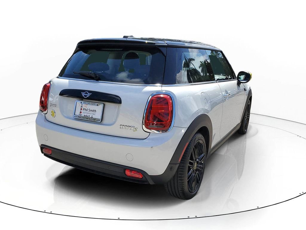 Used 2023 MINI Cooper SE image 6