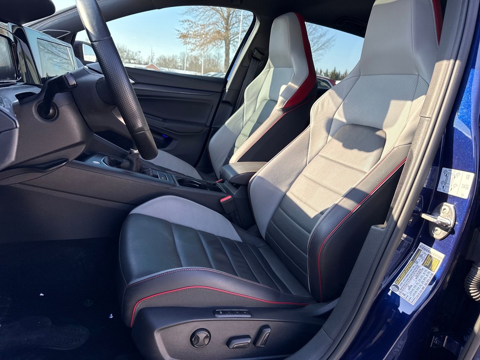 Certified 2022 Volkswagen GTI SE w/ SE Leather Package image 10