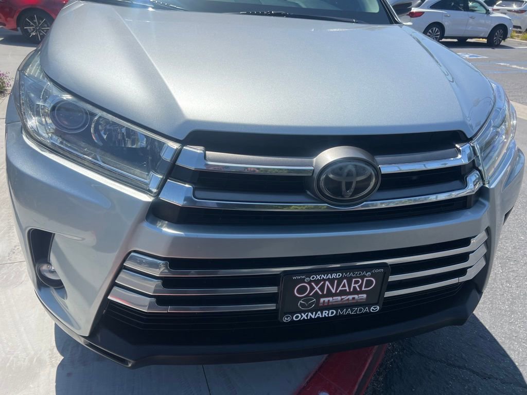 Used 2019 Toyota Highlander Limited FWD image 42
