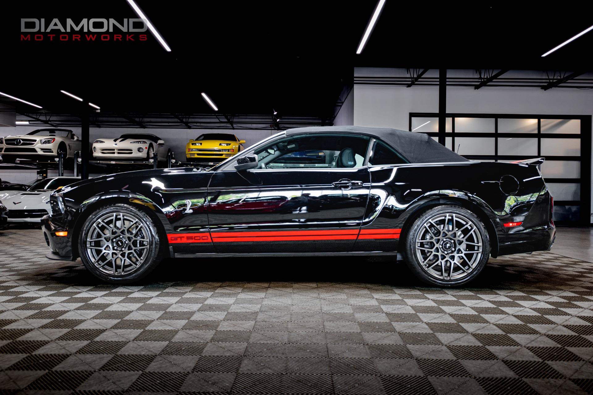 Used 2014 Ford Mustang Shelby GT500 w/ Equipment Group 821A RWD image 76