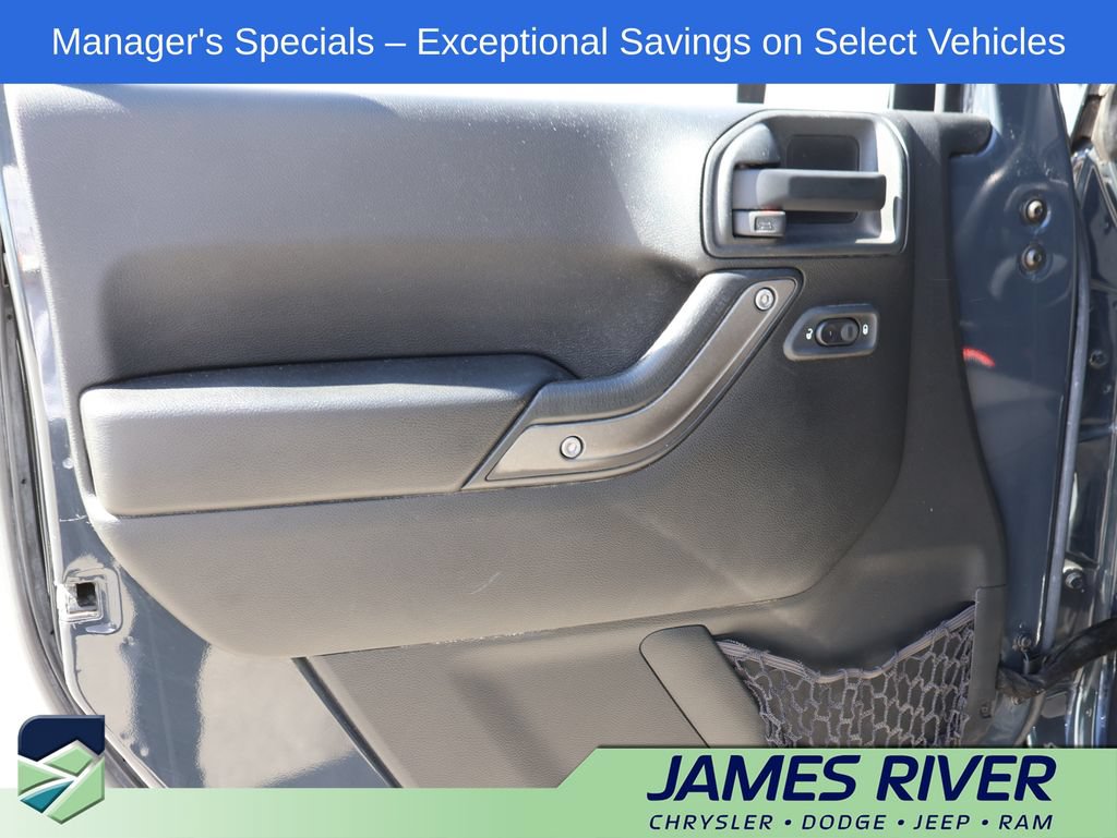 Used 2017 Jeep Wrangler Unlimited Sport w/ Quick Order Package 24S AWD/4WD image 20