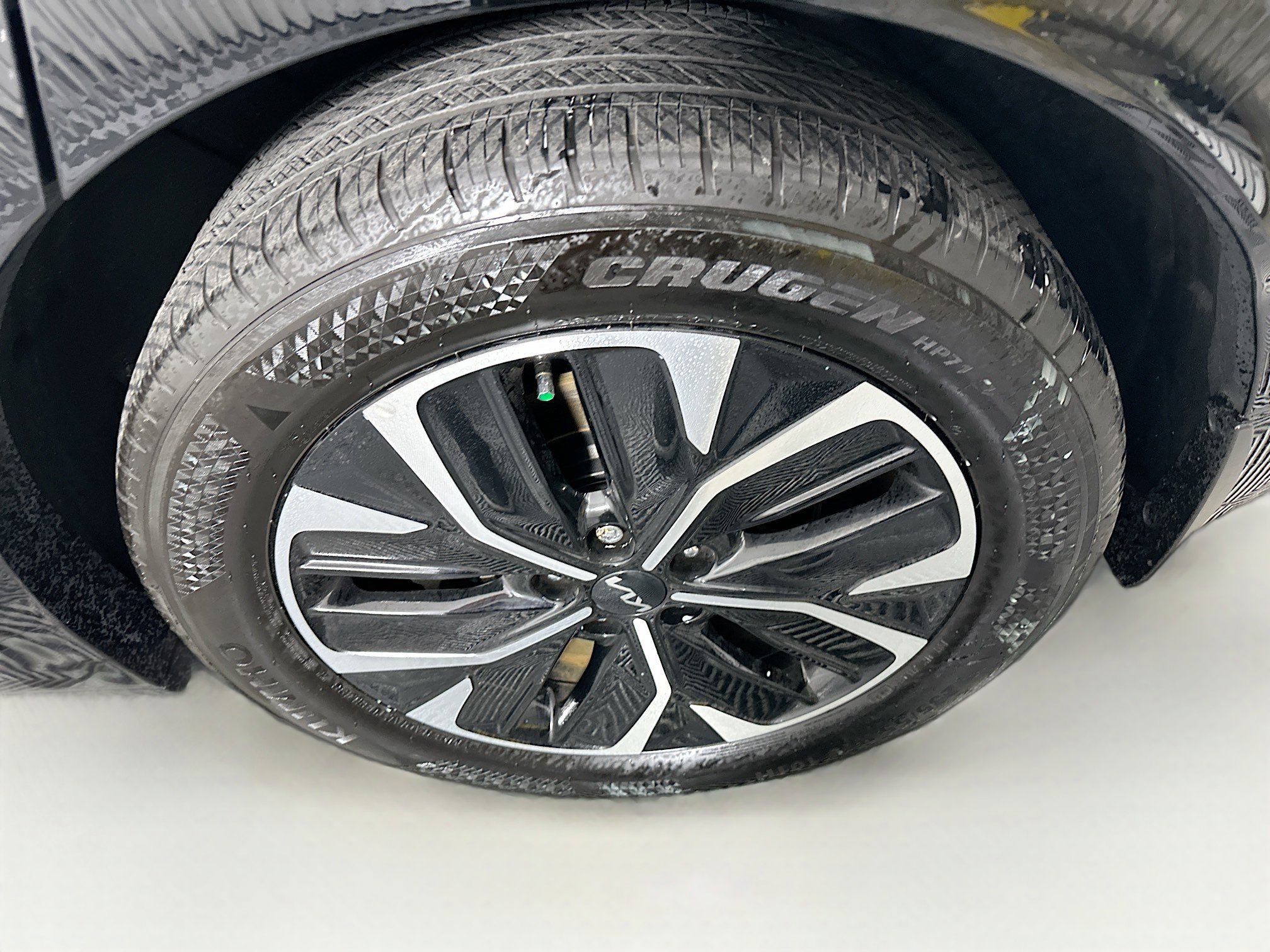 Used 2023 Kia EV6 Wind image 11