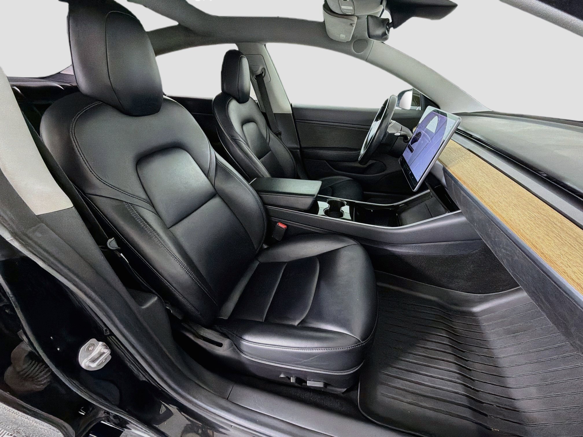 Used 2018 Tesla Model 3 Long Range RWD image 31