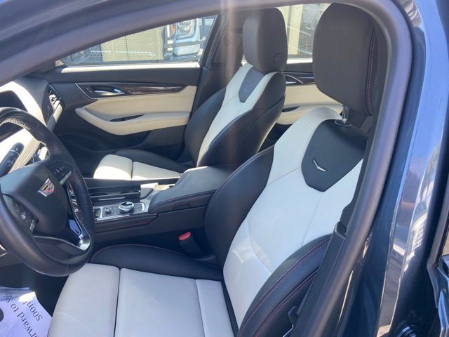 Certified 2025 Cadillac CT5 Sport RWD image 10