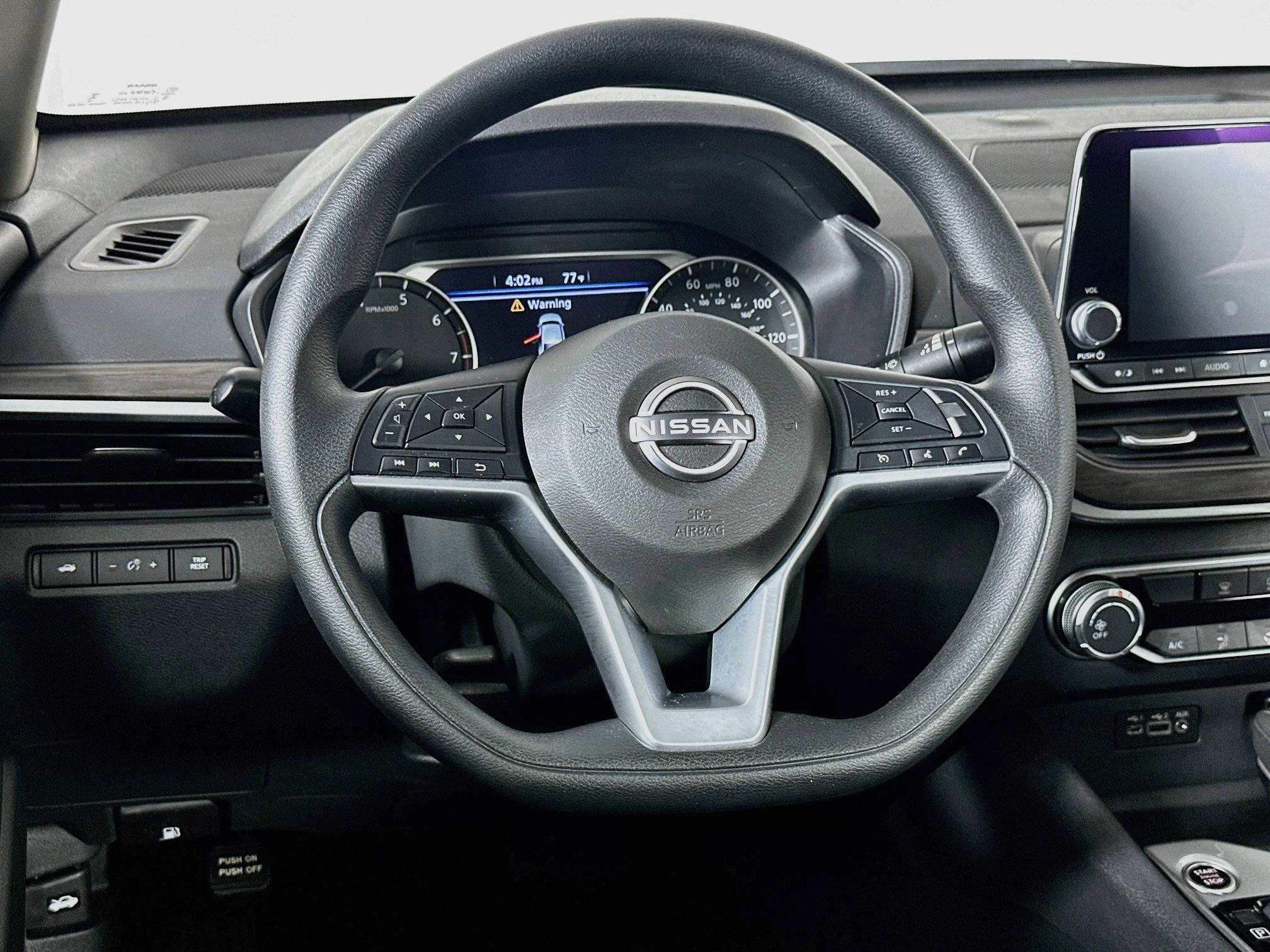 Used 2025 Nissan Altima 2.5 SV FWD image 18