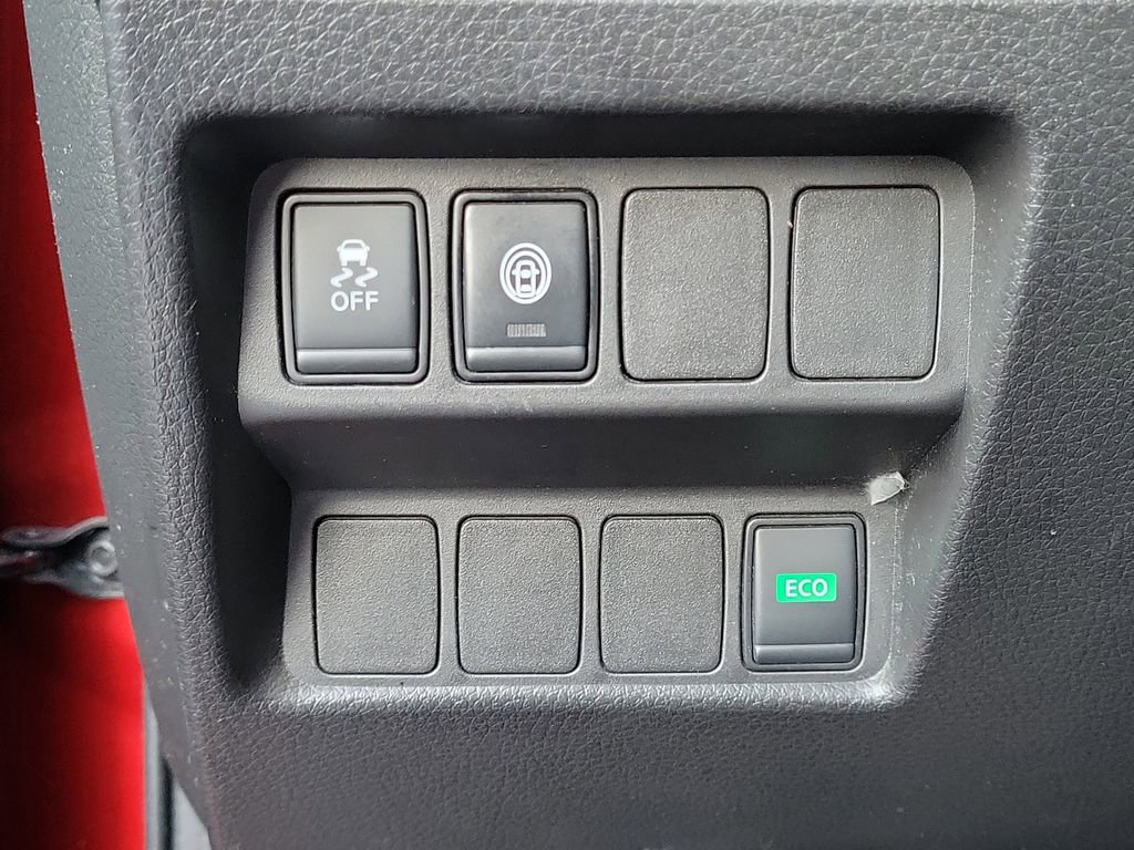 Used 2019 Nissan Rogue Sport SV image 23