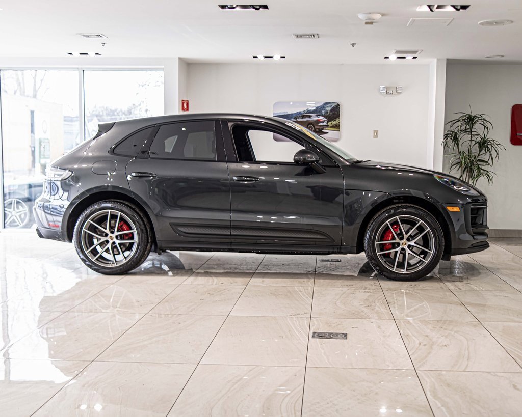 Used 2023 Porsche Macan S image 9