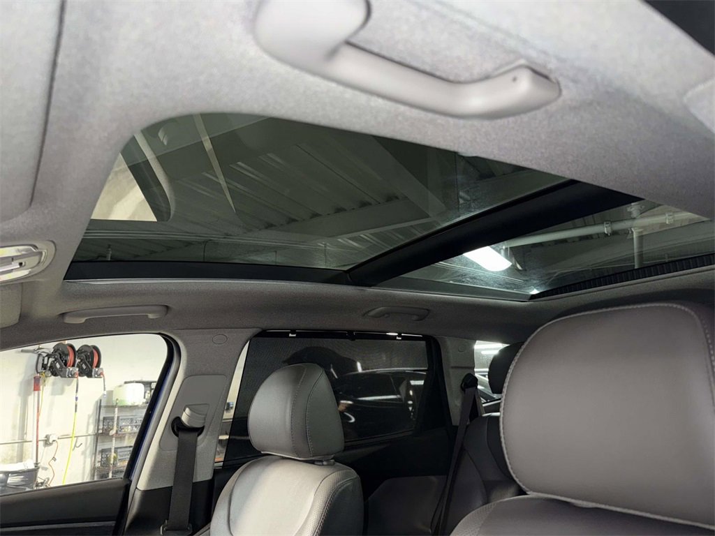 Used 2020 Hyundai Santa Fe Limited image 22