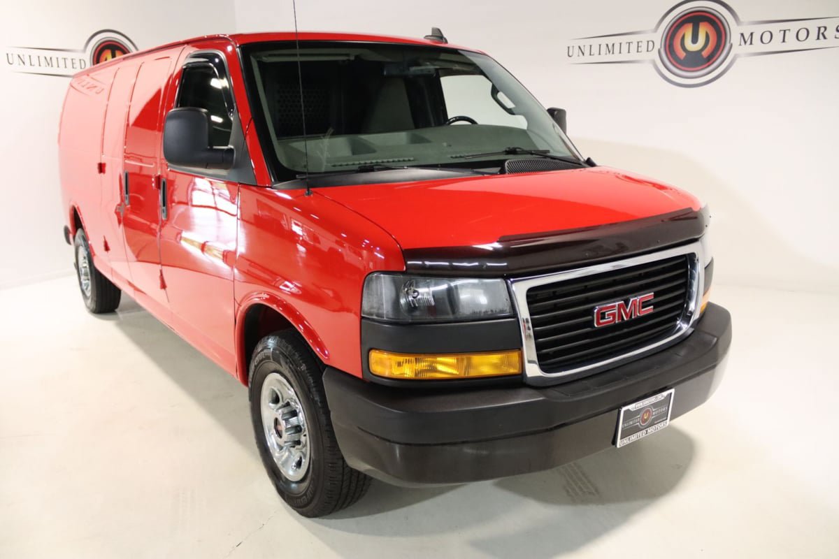 Used 2023 GMC Savana 3500 Extended w/ Driver Convenience Package RWD image 18