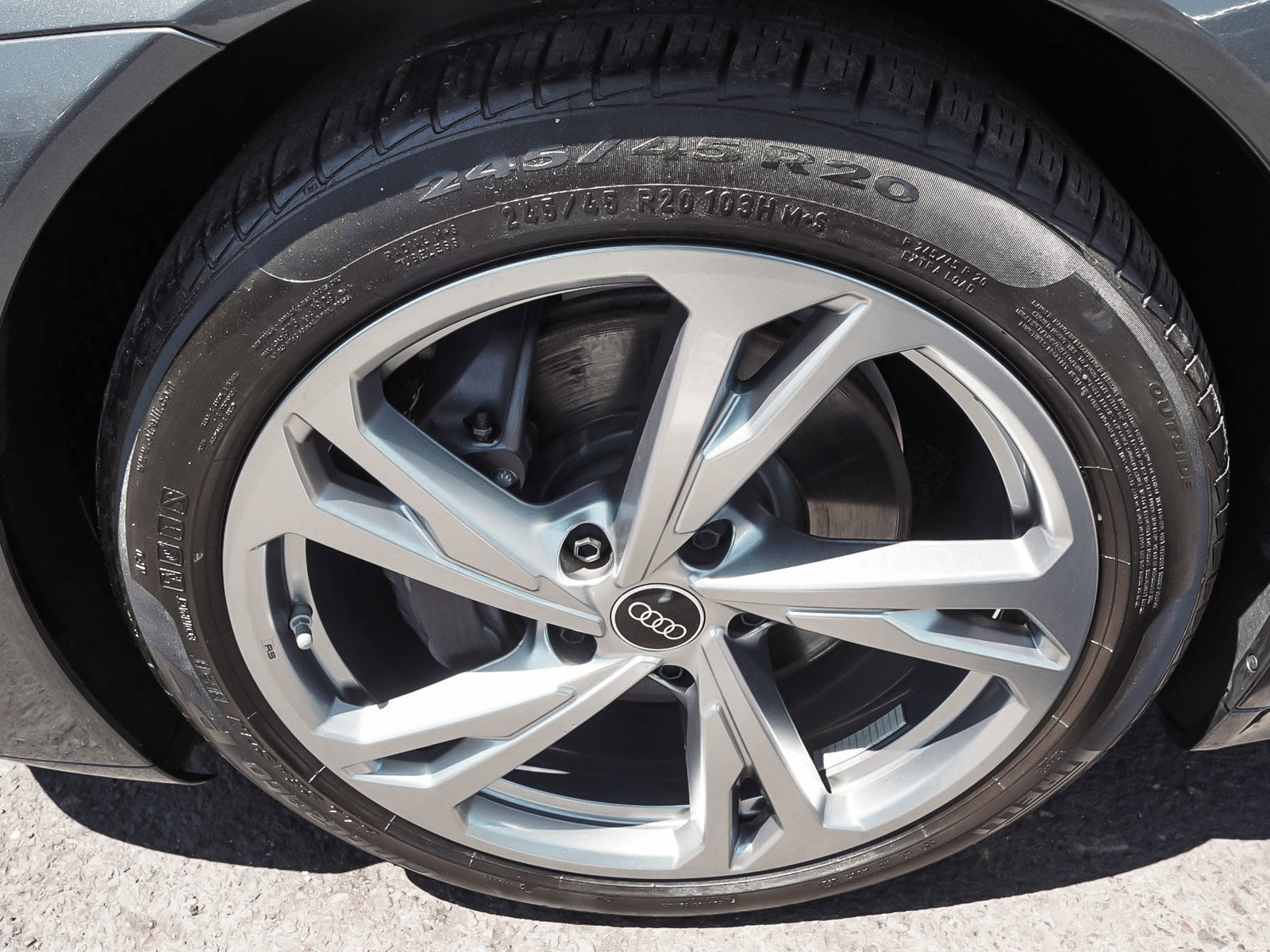 Used 2024 Audi e-tron GT Premium Plus AWD/4WD image 8